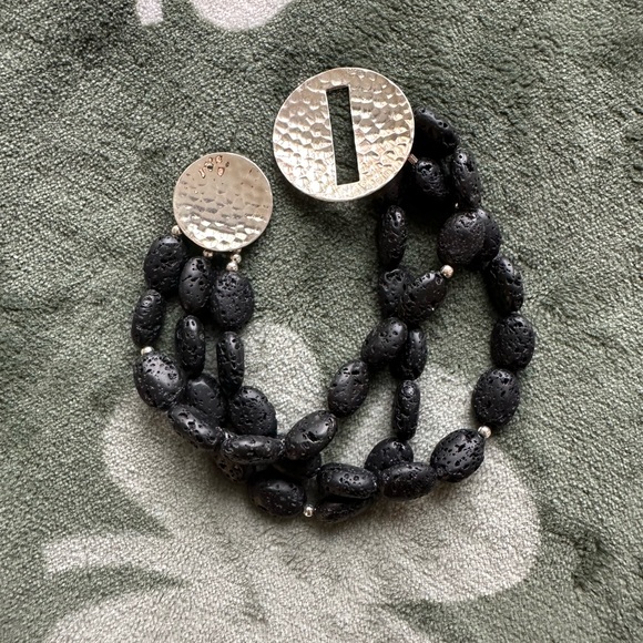 Silpada Black Lava Bead 3-Strand Bracelet with Hammered Button Toggle Clasp - Picture 2 of 4